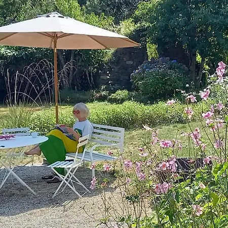 Prázdninový dům Longere Ancienne Dans Un Parc